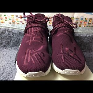Human race Size 11